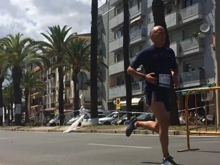 El policía salmantino José Carlos se queda a un segundo del podio en Biatlón