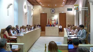 El último pleno del Ayuntamiento antes de las vacaciones aprueba el asfaltado de una veintena de calles