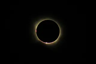 Así se está viendo el eclipse solar desde Salamanca en Castrillo de Guareña. Foto de Javier S. Fraile