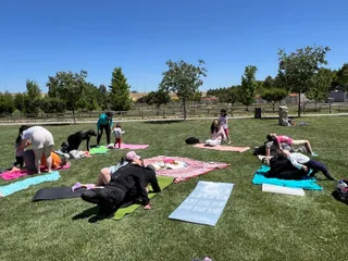 YOGA FAMILIAR