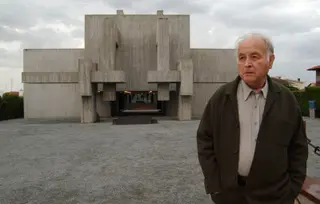 Angel Mateos, escultor. ICAL