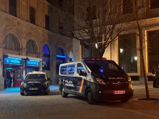 Policía Nacional en la plaza de San Boal. Foto de archivo