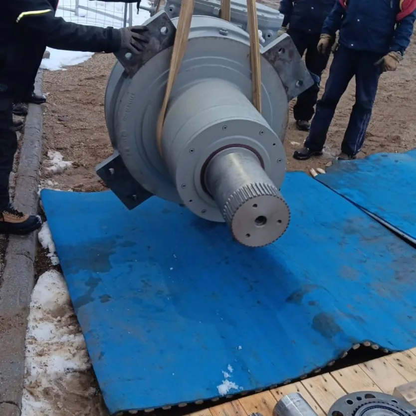 Pieza reparada del telesilla en La Covatilla