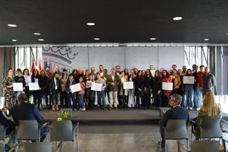 Luis Miguel González Gago junto a los premiados por la Junta de Castilla y León