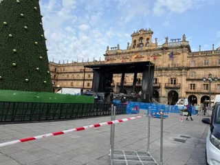 La Plaza Mayor se prepara para recibir el Fin de Año Universitario
