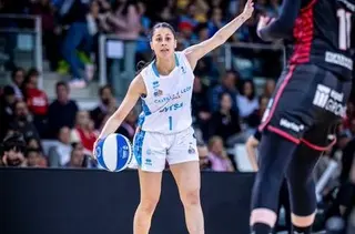 Claudia Soriano, en un partido ante Girona | FOTO CB AVENIDA