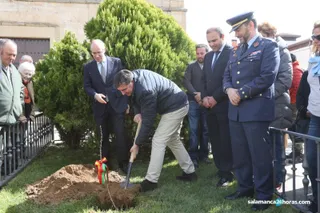Una foto de archivo de un Día Almendro en La Fregeneda antes de la pandemia