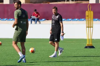 Primer entrenamiento de Mario Simón como entrenador de Unionistas
