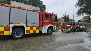 La inundación de un sótano moviliza a los bomberos hasta Galindo y Perahuy | Andrea Mateos