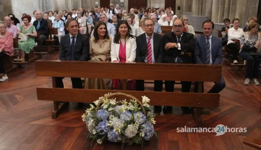 Misa y ofrenda floral por el día de San Juan de Sahagún