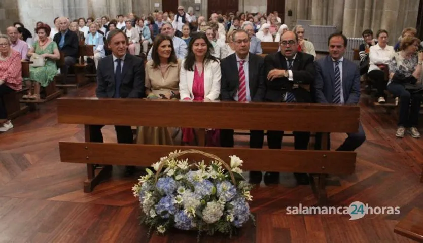 Misa y ofrenda floral por el día de San Juan de Sahagún