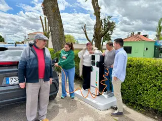 Cargador de vehículos eléctricos en La Vellés