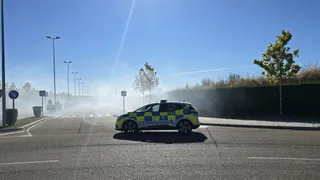 Bomberos y Policía Local en un incendio en la avenida de Margarita de Austria (1)