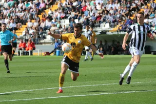 Mario Losada dispara para hacer el 0-1 ante el Badajoz | FOTO UNIONISTAS CF