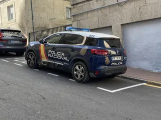 Coche de la Policía Nacional en la travesía de collado en Béjar - Foto de Archivo