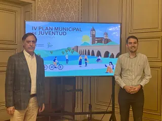 Carlos García Carbayo y Ángel Fernández Silva presentan el IV Plan Municipal de Juventud de la Ciudad de Salamanca