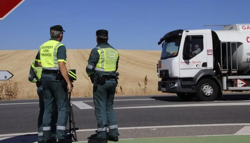 Reportaje guardia civil de tráfico