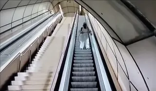 Captura del vídeo por el que Pedro Piqueras no ha podido evitar reír
