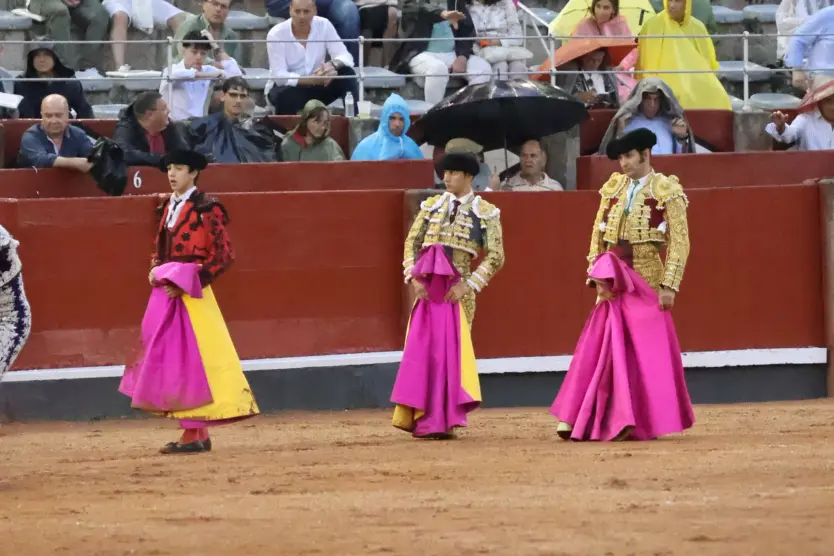 Ismael Martín Junto a Morante De La Puebla y Marco Pérez En La Feria De 2025 | Andrea Mateos