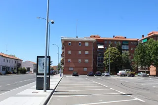 Cámaras de control de acceso al nuevo aparcamiento disuasorio de la plaza del Maestro Luna. Foto de archivo