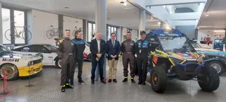 El Museo de Historia de la Automoción Despide al Equipo Salmantino del Fenek Rally 2025 | Ayto Salamanca