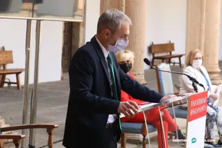 La USAL brinda un tributo a los sanitarios por su trabajo frente al COVID-19 con la presencia de la consejera de Sanidad