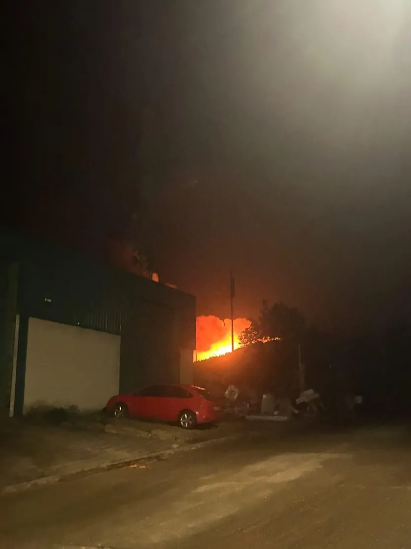 Imagen del incendio forestal desde La Alberca