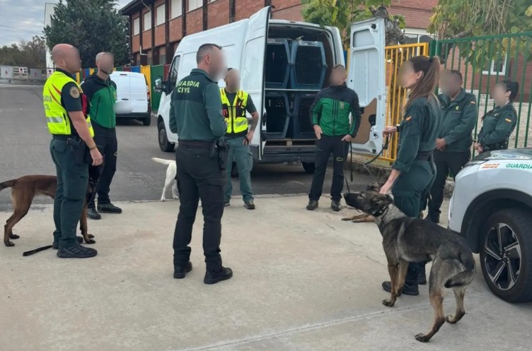 Nueva Jornada De B&uacute;squeda De La Guardia Civil Para Dar Con El Paradero De Agust&iacute;n, El Var&oacute;n Desaparecido El 30 De Septiembre En Ledrada. Guardia Civil De Salamanca
