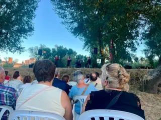Manusser llena de ritmo la Isla del Soto dentro del Festival Escenario Patrimonio