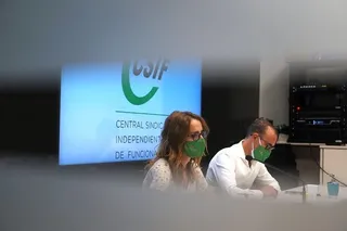 Isabel Madruga, presidenta del sector autonómico de Educación de CSIF CyL, y Mariano González, responsable de negociación del sector