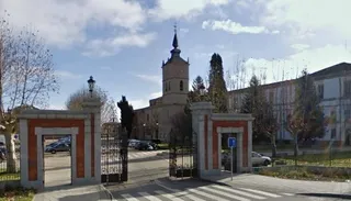 Un joven agrede a una chica de 16 años en el instituto Rodríguez Fabrés