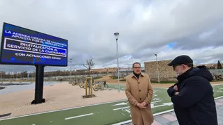 Nueva pantalla informativa junto a Huertos Urbanos