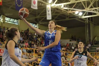 Perfumerías Avenida y UniGirona dominan la Liga Femenina