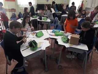 3. Alumnos trabajando en el Fanzine
