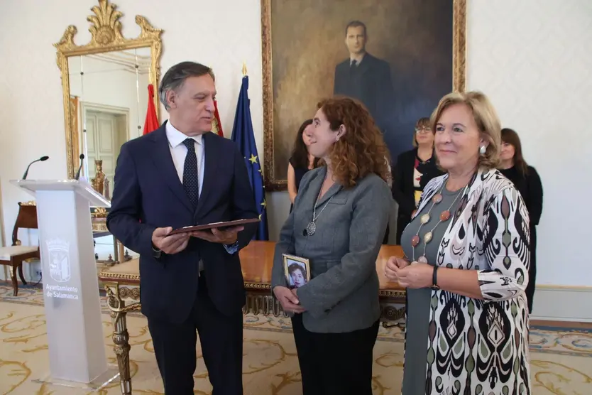 Homenaje a cuatro mujeres centenarias de la ciudad
