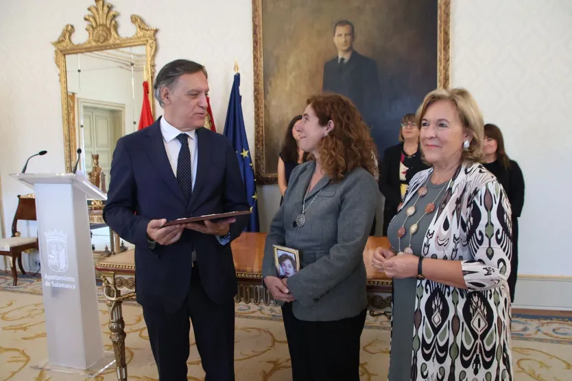 Homenaje a cuatro mujeres centenarias de la ciudad