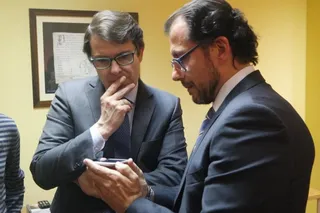 Visita de Alfonso Fernández Mañueco a la ONCE
