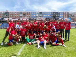 El Teruel celebra su ascenso a Primera RFEF FOTO TERUEL CD