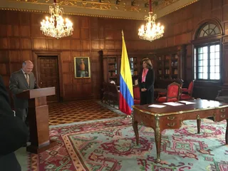 El Gobierno colombiano concede la ciudadanía al profesor Manuel Alcántara por su labor investigadora