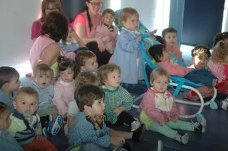 Los peques de la Escuela Infantil disfrutan de una mañana de actividades medioambientales