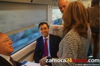 Martínez-Maíllo espera que los billetes de AVE a Zamora "se empiecen a vender en pocos días"