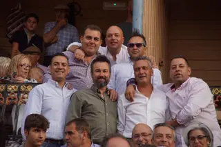 Resumen fotográfico del ambiente en los tendidos de La Glorieta durante la corrida de El Puerto de San Lorenzo. Fotos Juanes