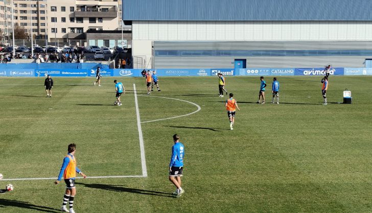 Calentamiento de Unionistas en el Fernando Torres de Fuenlabrada