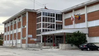 Edificio del Centro de educación de personas adultas El Inestal de Peñaranda