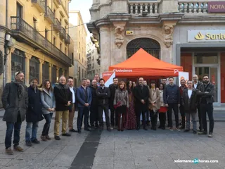 Carpa ciudadanos día de la constitucion