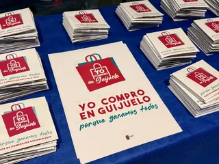Guijuelo presenta una nueva versión de su guía de comercios. Foto Ayto. Guijuelo