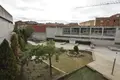 Patio renovado de la Escuela de Hostelería