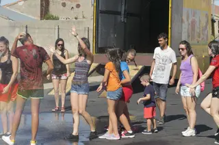 Fiesta del agua en Gomecello
