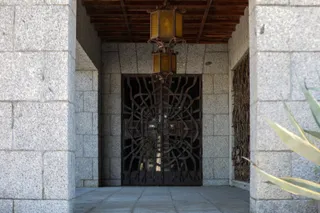 Entrada al panteón de Mingorrubio, en El Pardo (Madrid), donde con bastante probabilidad será inhumado el cuerpo del dictador Francisco Franco, después de que el Tribunal Supremo avalara su exhumac