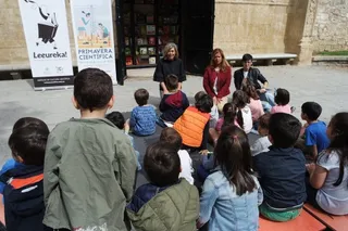 La Biblioteca del Parque San Francisco vuelve a convertirse en un punto de encuentro en la Primavera Científica
